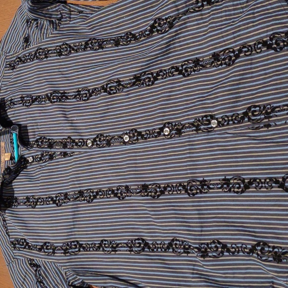 Casual Dress Shirt Size M - Picture 4 of 6